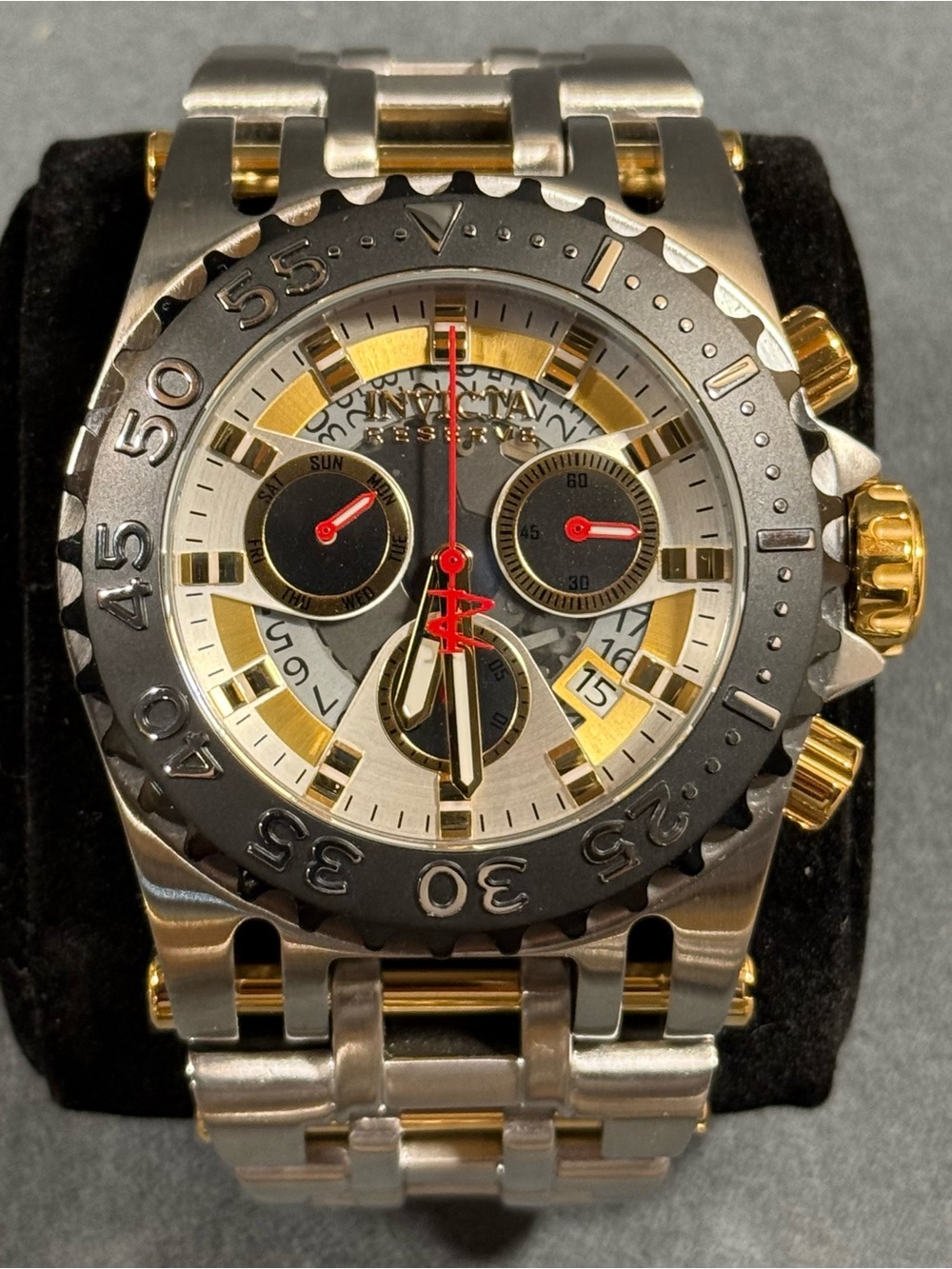 Invicta 45931 Reserve